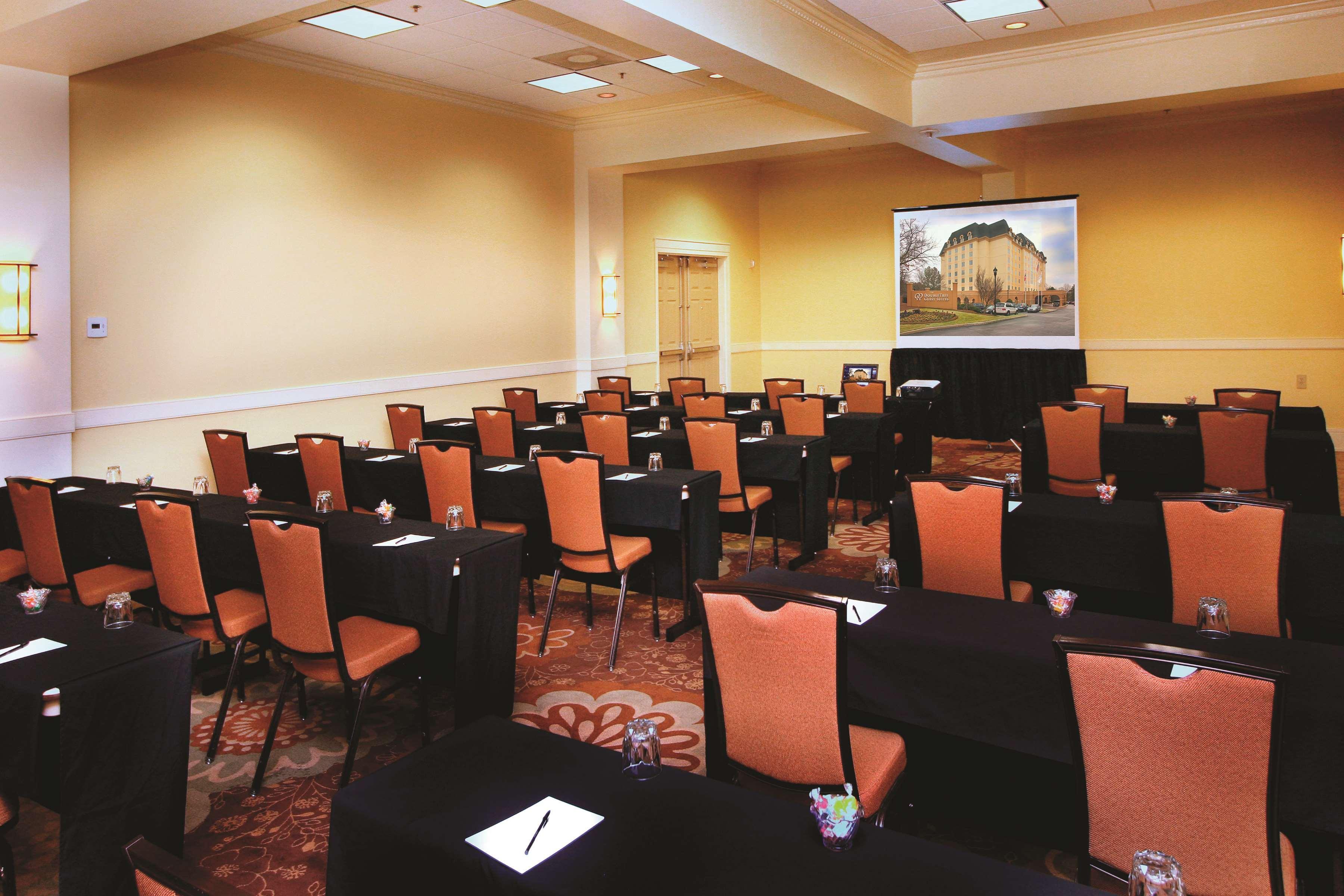 Doubletree Suites By Hilton At The Battery Atlanta Smyrna Exterior foto